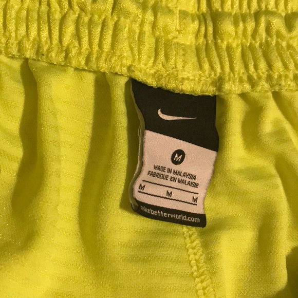 Shorts - Picture 3 of 3